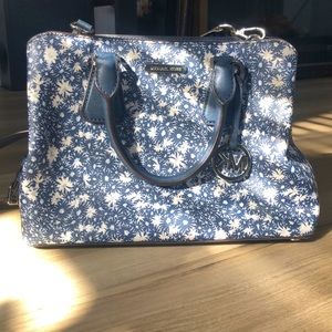 MICHAEL KORS CROSS BODY FLORAL